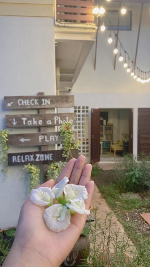 ฮักเคียงโขง Hug Khieng Khong Nongkhai Hostel Nong Khai Extérieur photo