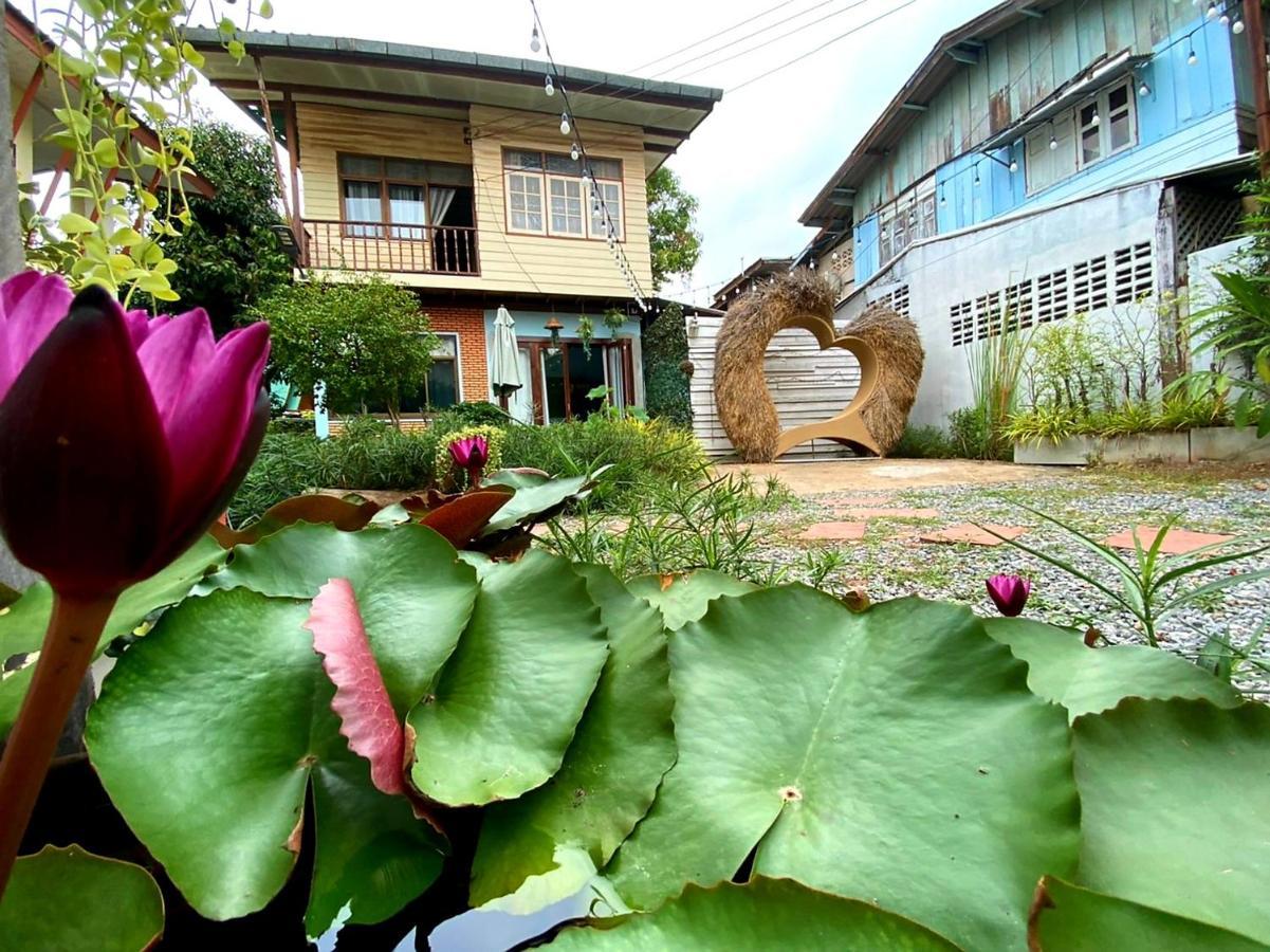 ฮักเคียงโขง Hug Khieng Khong Nongkhai Hostel Nong Khai Extérieur photo